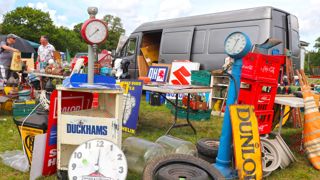 Stands At Beaulieu Spring Autojumble