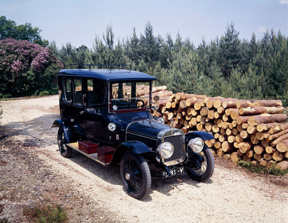 A 1913 Argyll 15/30hp Edwardian car