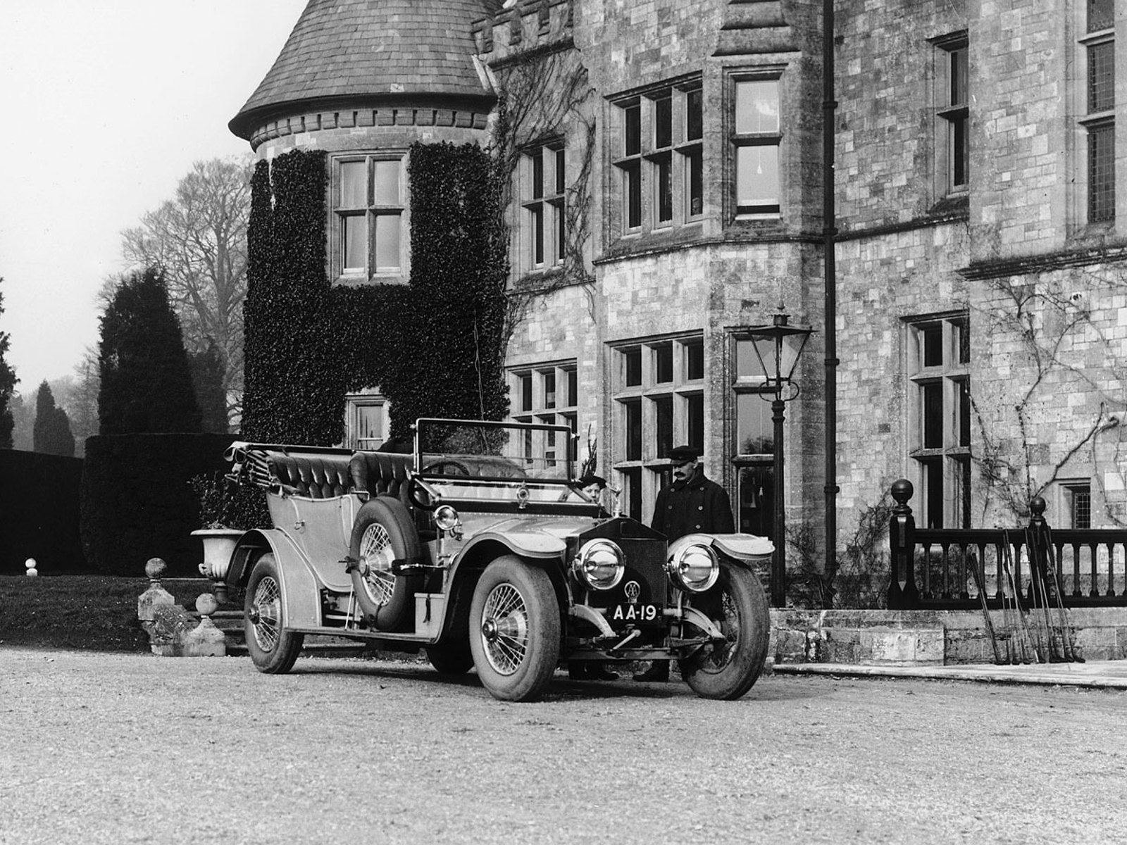 John Scott Montagu’s 1910 Rolls Royce Silver Ghost outside Palace House.