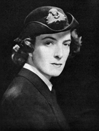 Photographic portrait of Pamela Drew, copyright Illustrated London News Ltd/Mary Evans