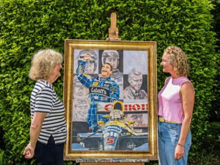 Lesley Painting Sara Hedge