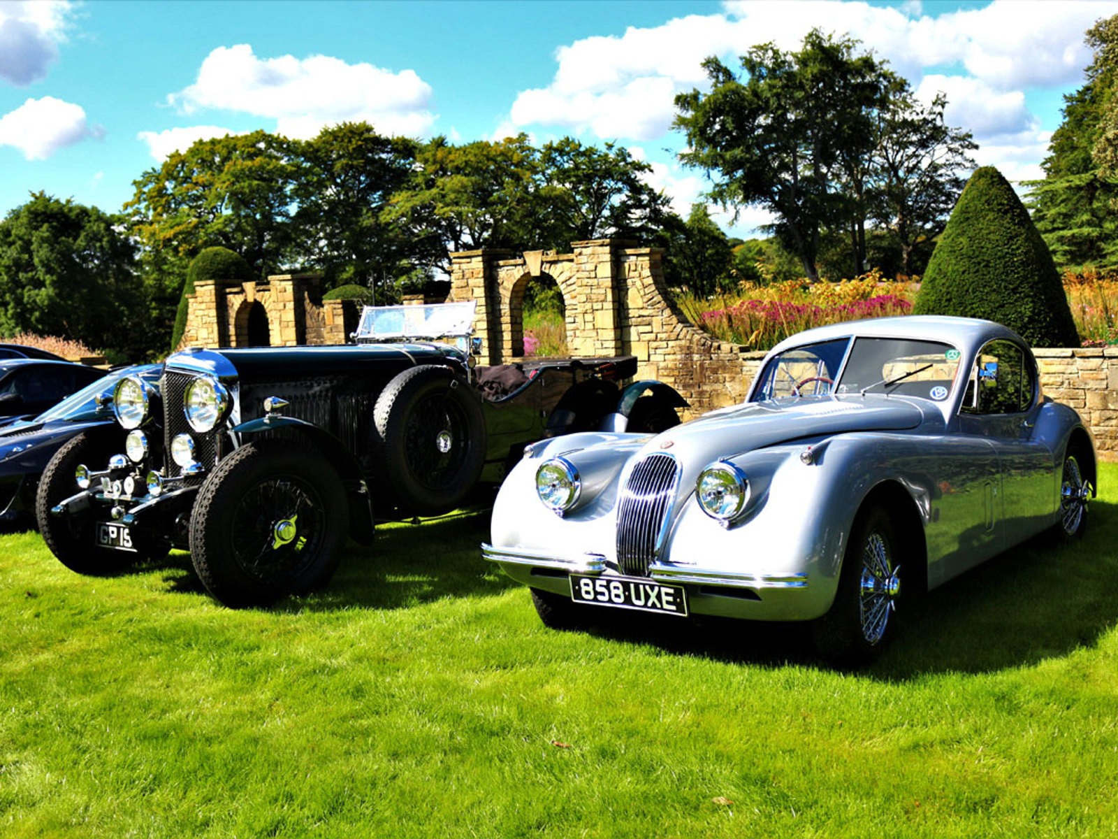 Vintage cars parked in the gardens of Bowcliffe Hall