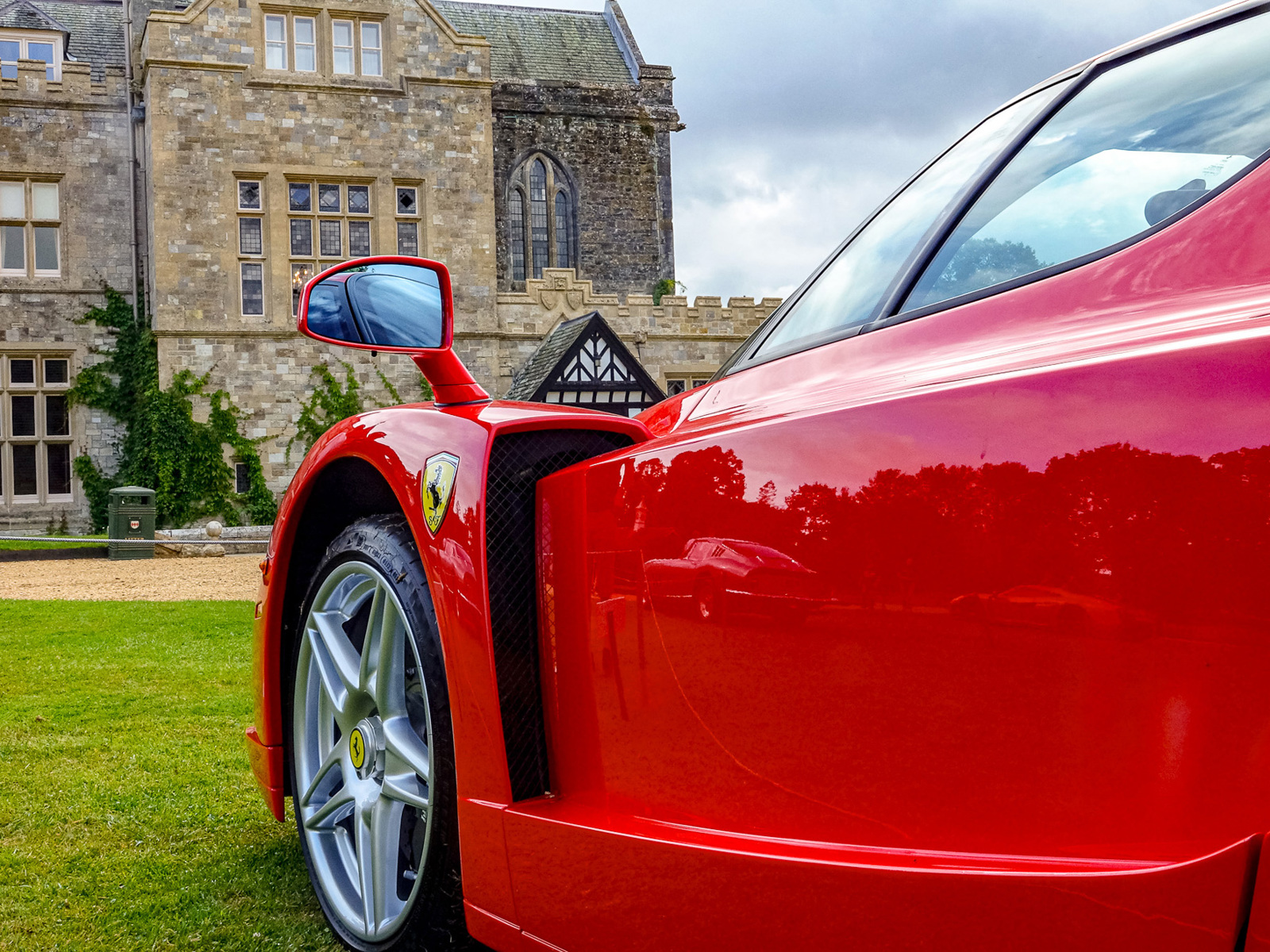 Supercar Weekend Web (1)