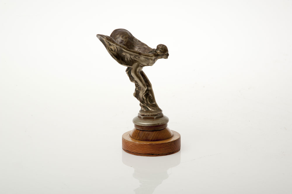 the flying lady car mascot, lady with wings