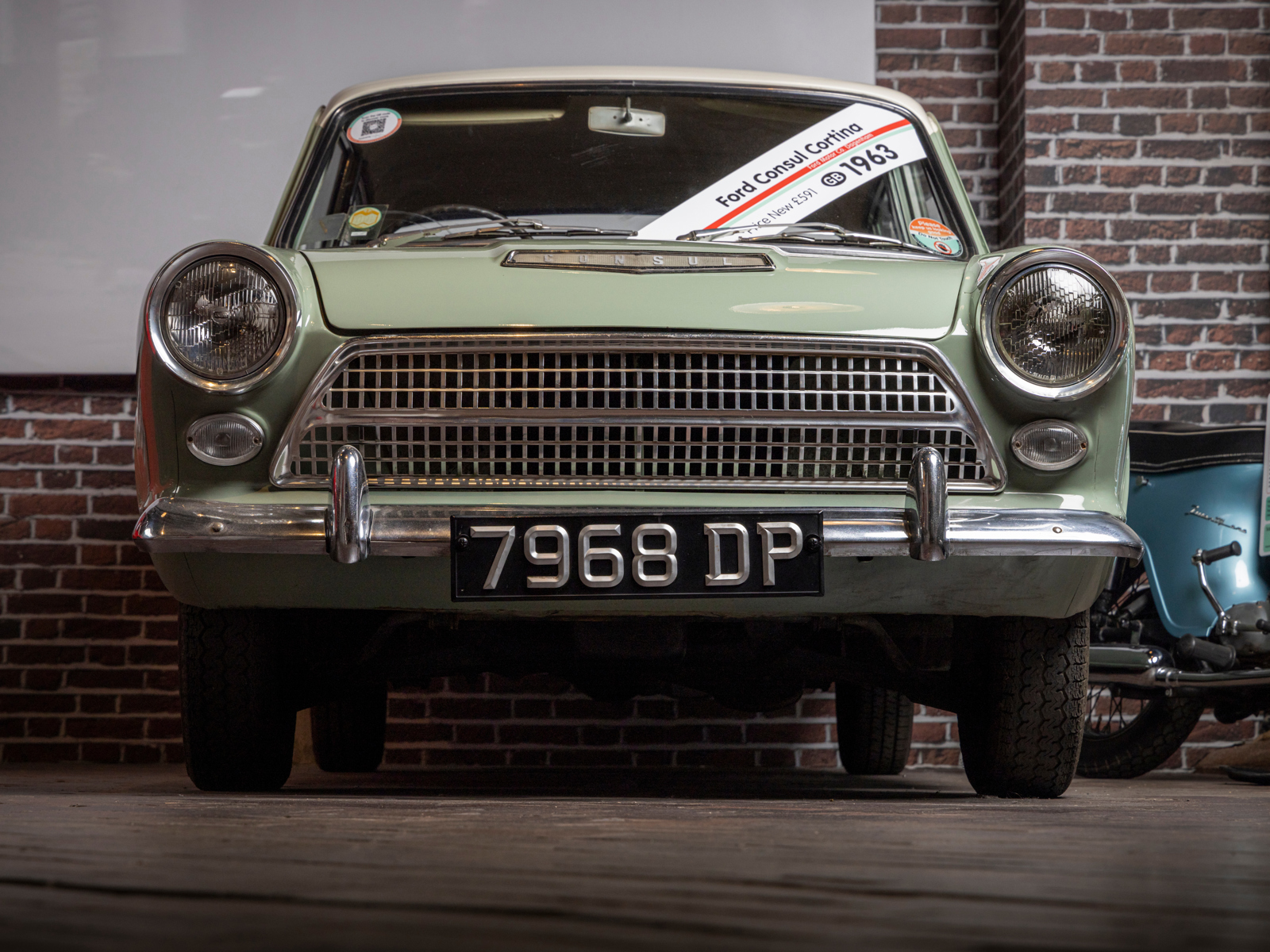 Ford Consul Cortina 1963 front view