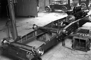 Golden Arrow chassis, 1929.