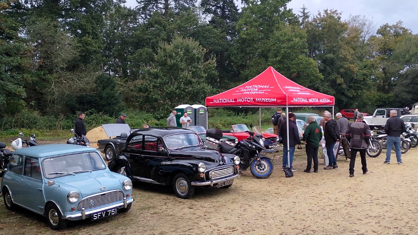 Breakfast at Beaulieu with Vintage Tyres