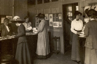 WSPU Offices at Clement’s Inn (The Women’s Library, LSE/Flickr)