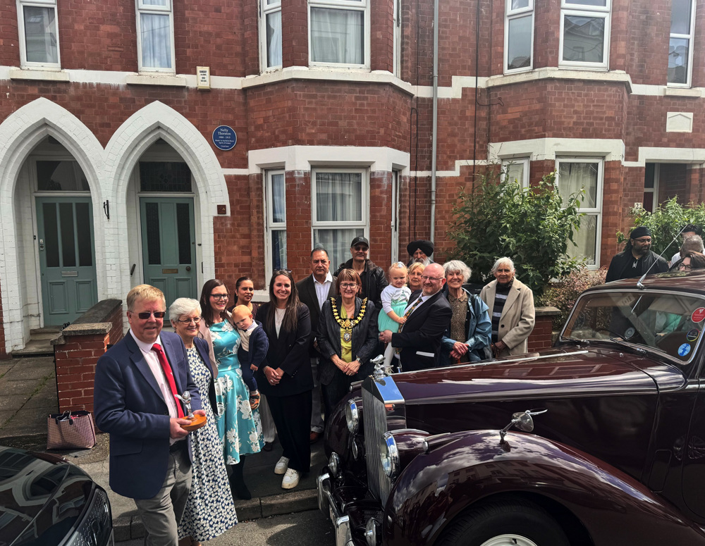 Unveilin Nelly Thornton Blue Plaque Web