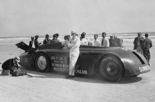 Segrave with the 1000hp Sunbeam at Daytona, March 1927
