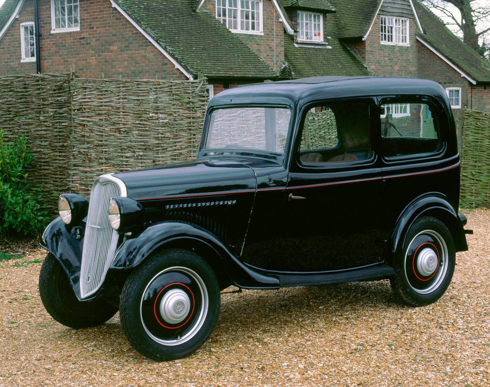 A 1935 Datsun Type 14 saloon car