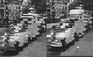 John and Terry Wright’s outfit lined up for the Concours D’Elegance at Cheltenham, 1954