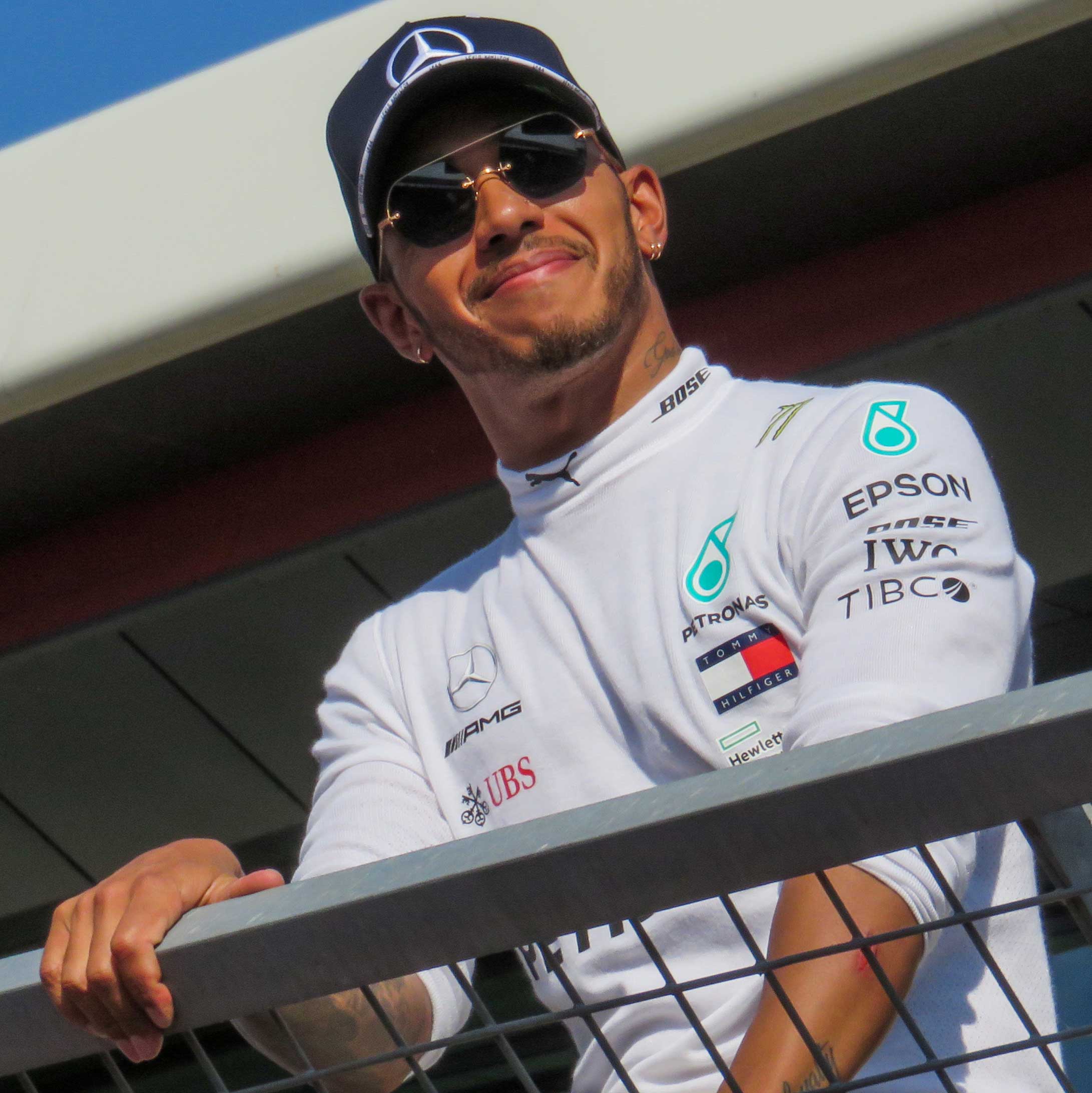 Lewis Hamilton wearing cap 2018