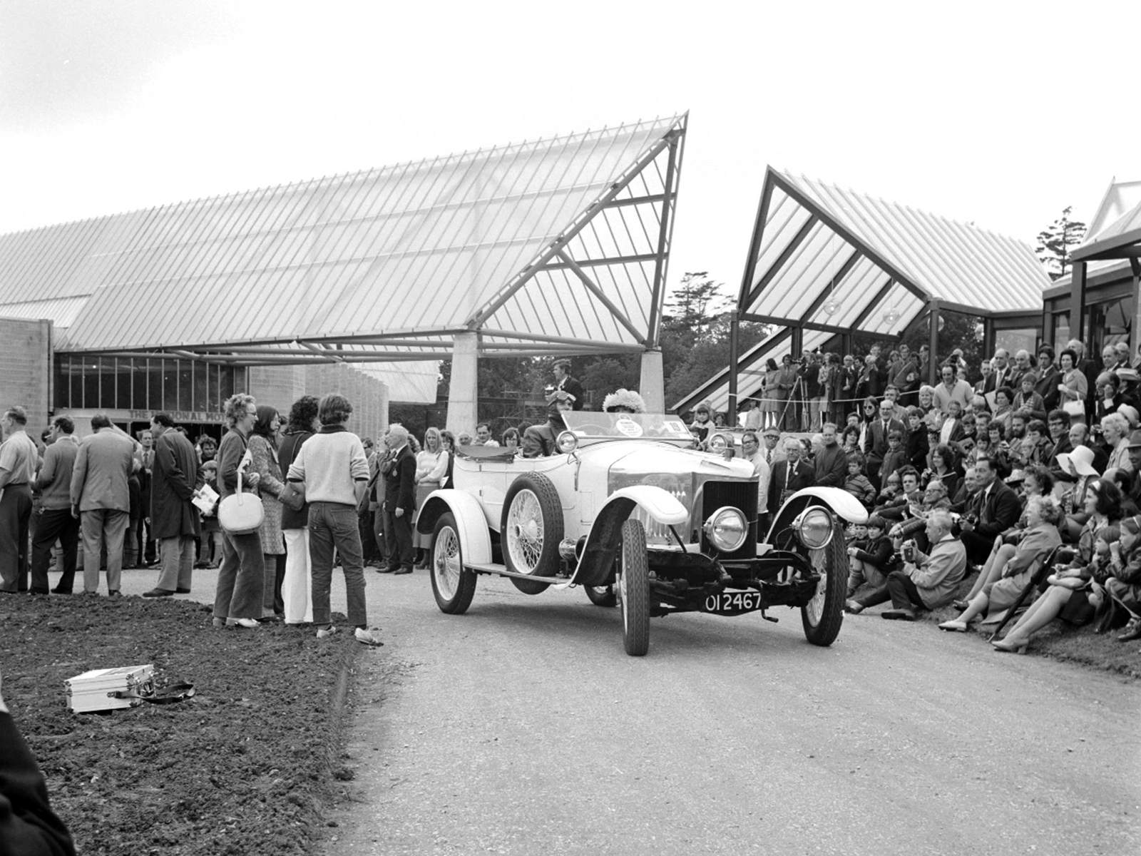 Opening of the National Motor Museum cavalcade with Prince Henry Vauxhall in centre and crowds