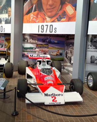 McLaren M23/12