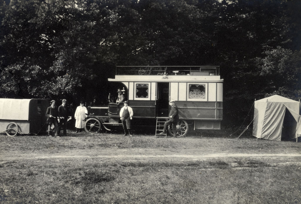 The Birth of Motor Caravanning