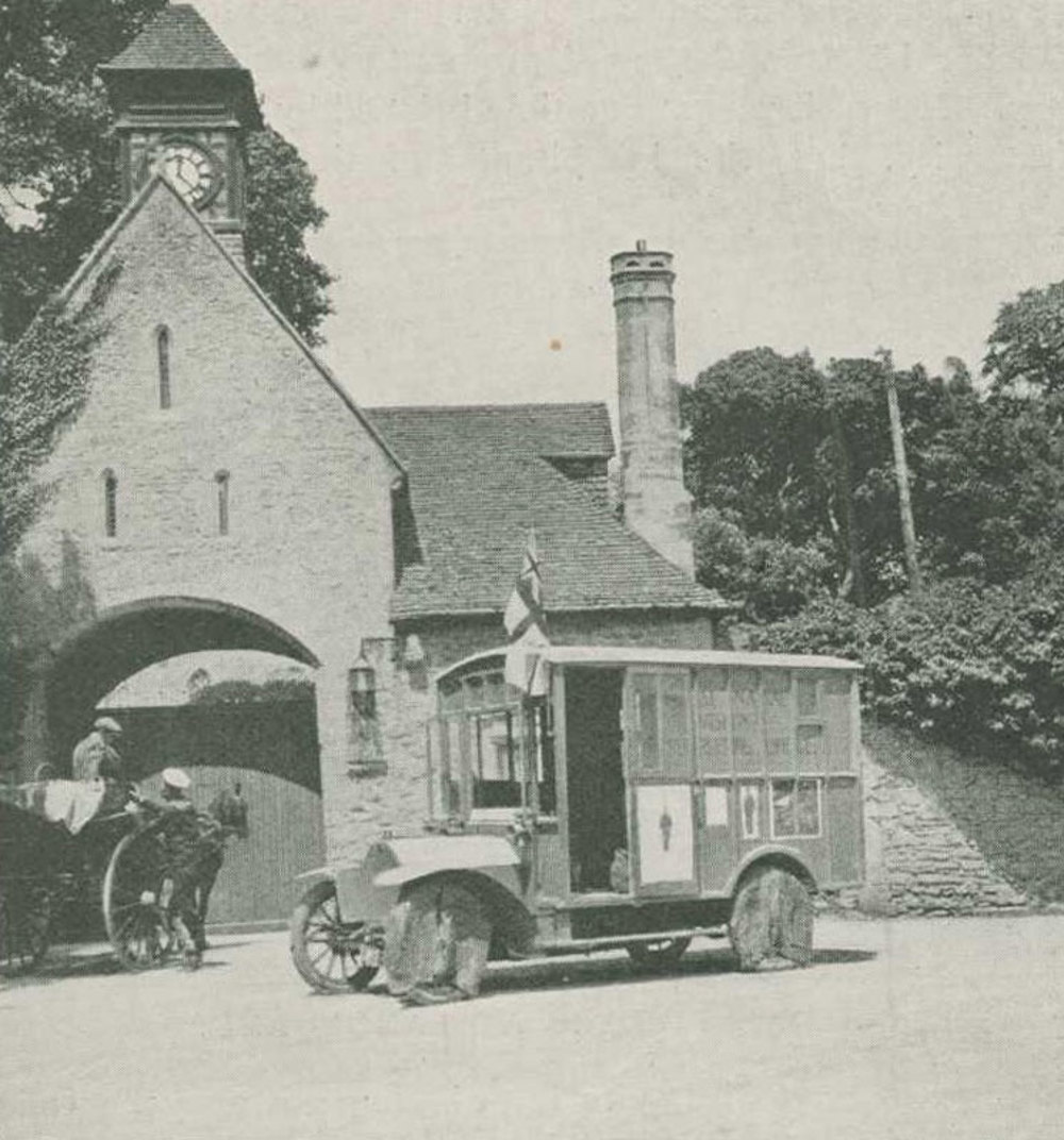 The Royal Naval Division recruiting motor caravan outside the Clock House at Beaulieu