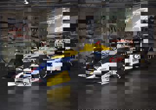 1986 Williams FW11 Formula One racing car on display in the National Motor Museum.