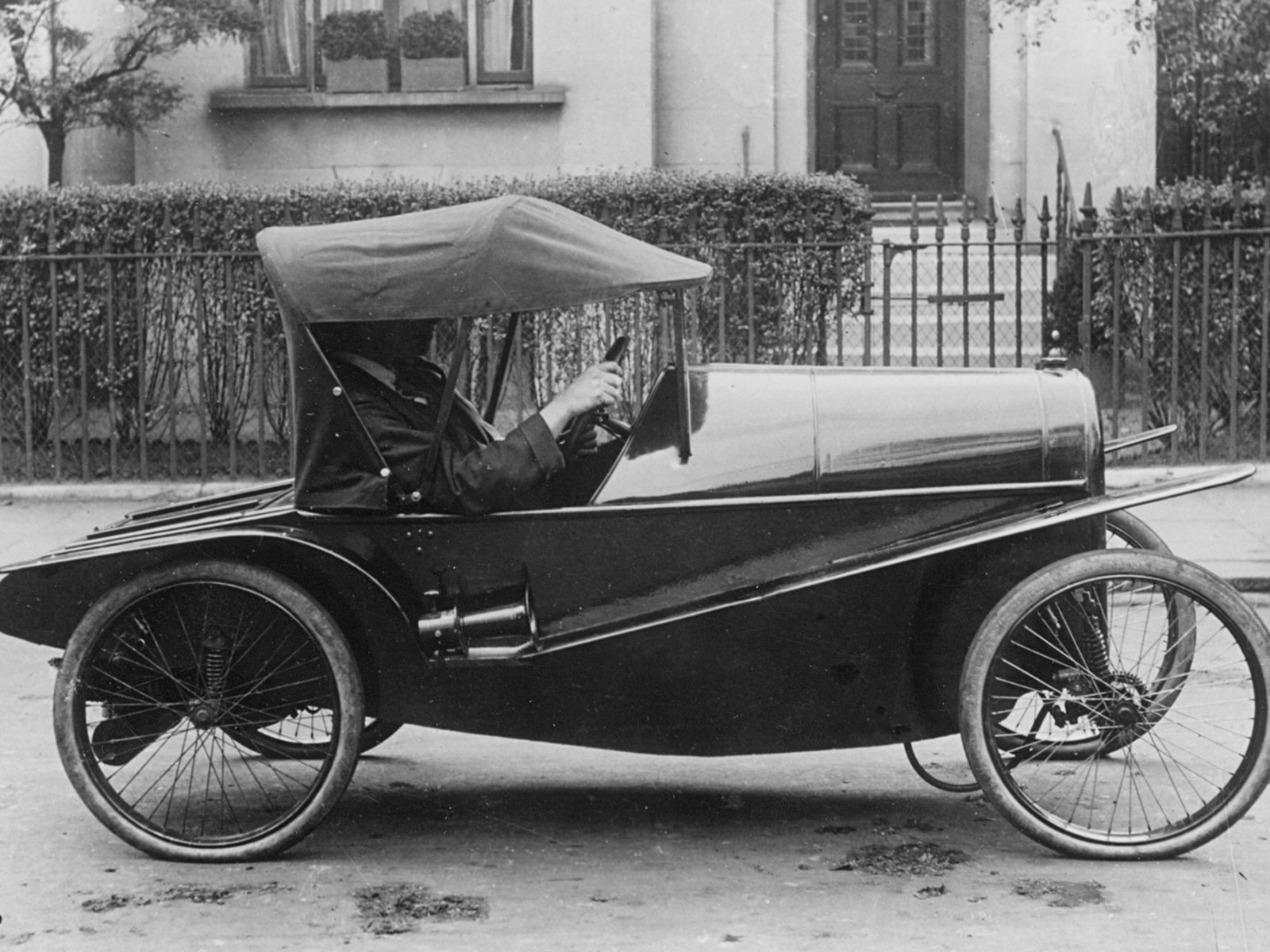 Archive image of Carden cycle car, 1919