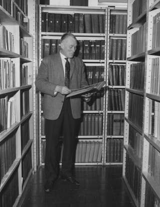 Librarian Eric Bellamy in the Palace House library