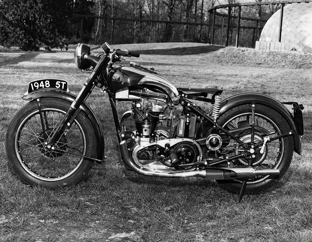 Triumph 5T Speed Twin 1948