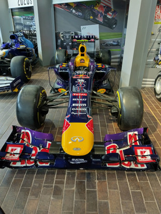 Red Bull RB9, 2013